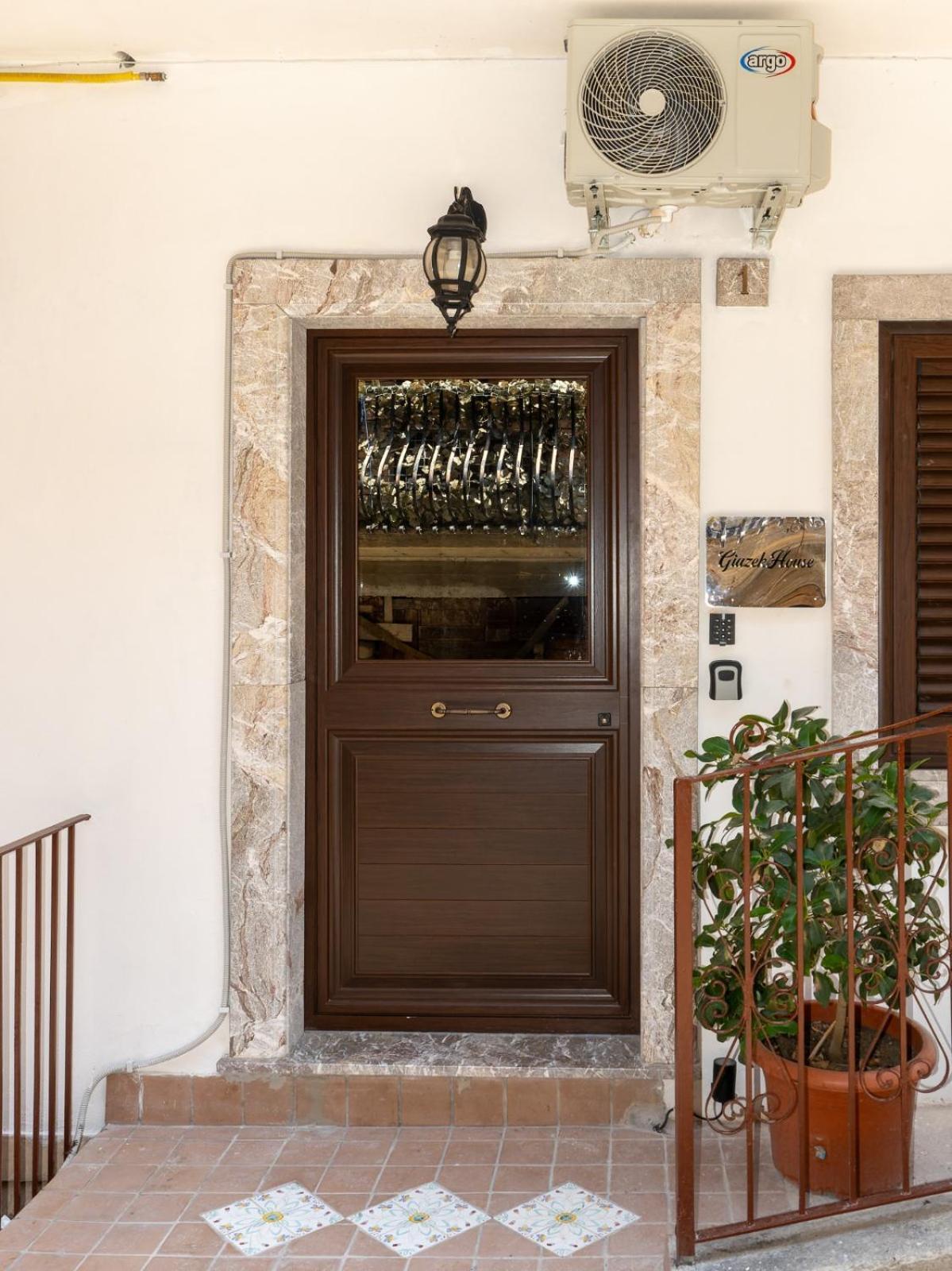 Giazek House Leilighet Taormina